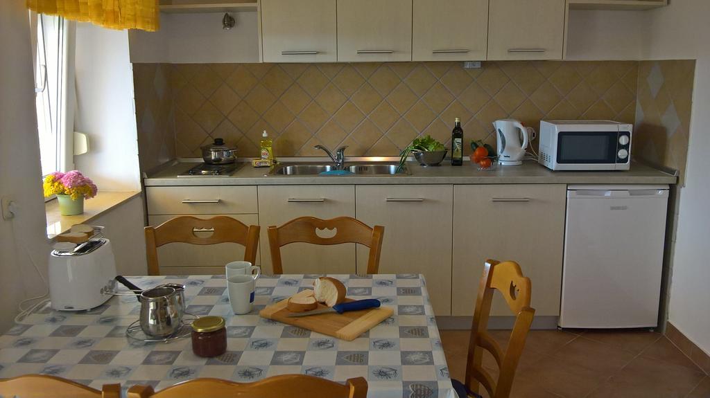 Apartments Krusvina Lun  Buitenkant foto